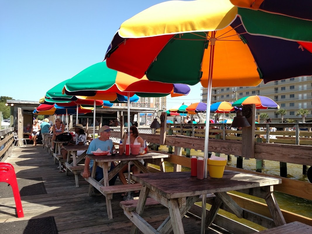 Dewey Destin's Seafood Restaurant