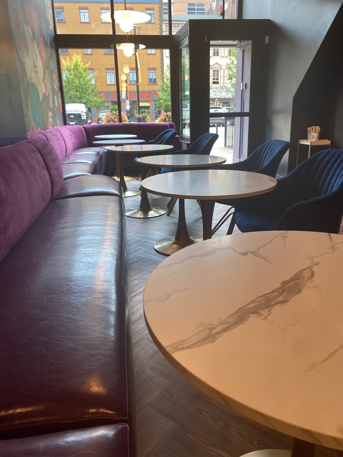 Almost V'Gan Lounge