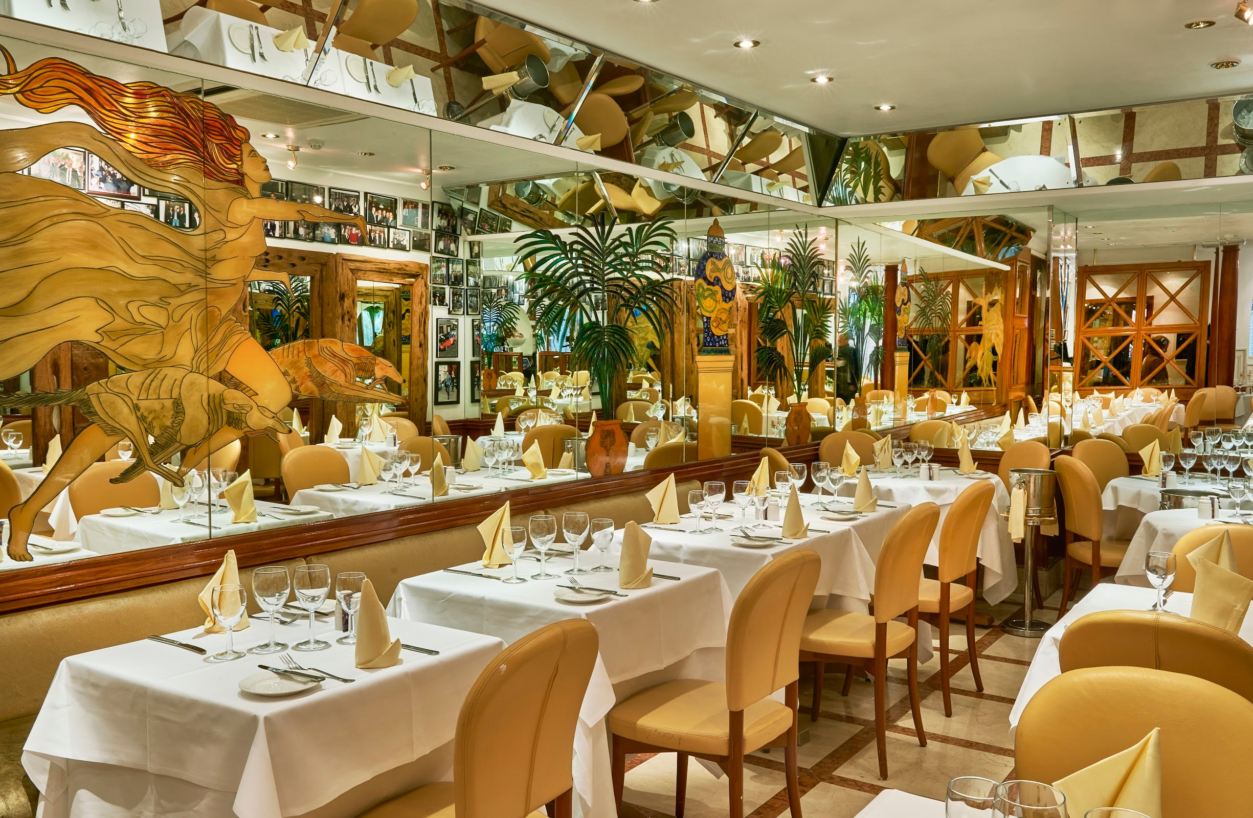 Signor Sassi by San Carlo - London