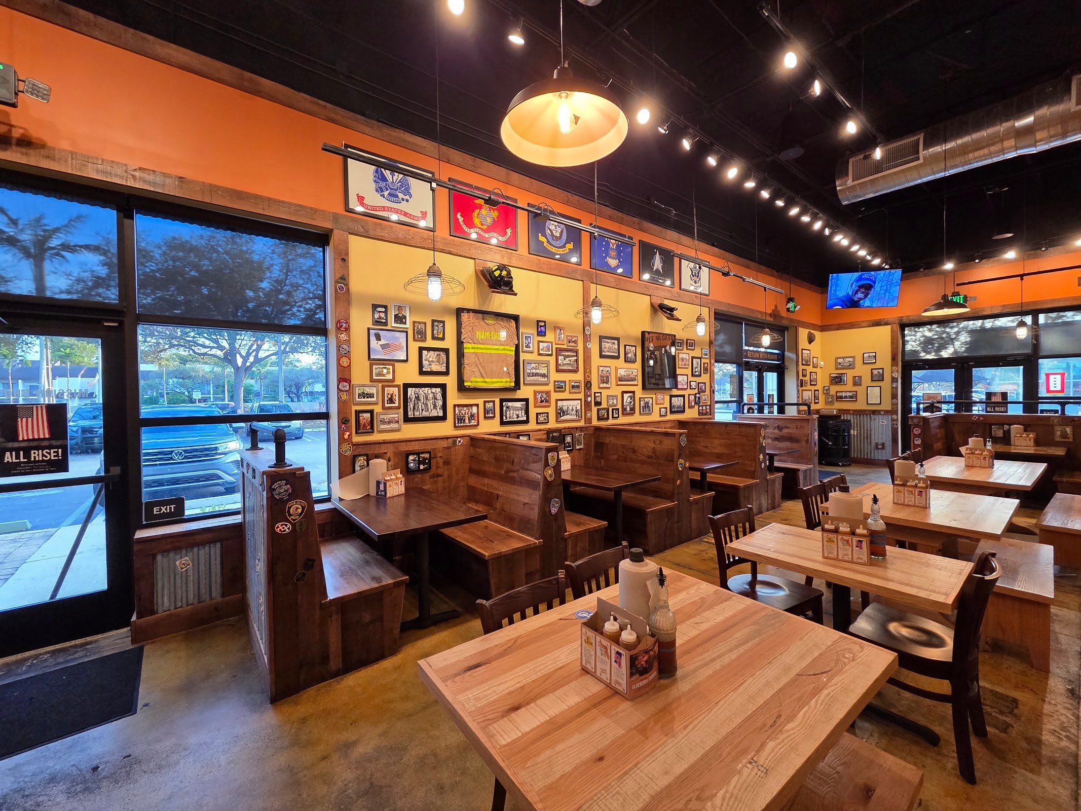 MISSION BBQ