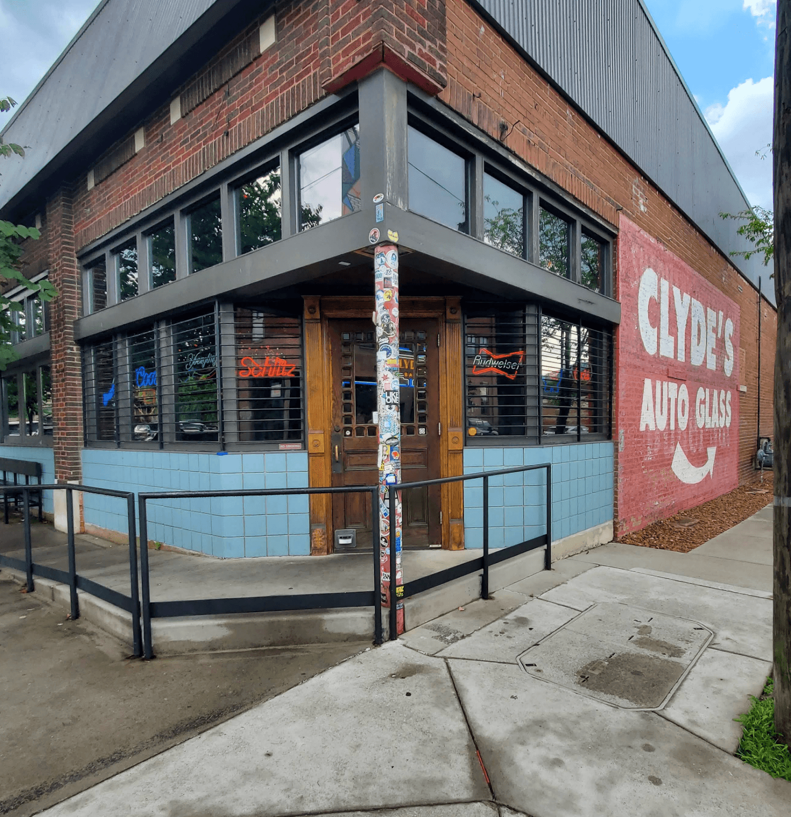 HiFi Clyde's Chattanooga