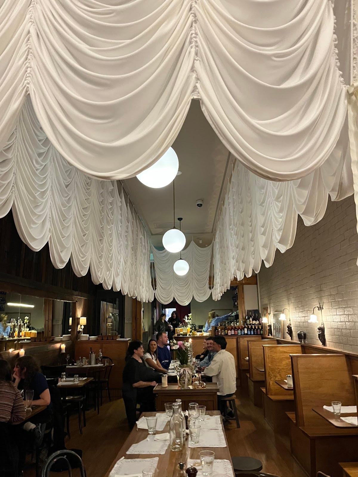 Times New Roman Bar