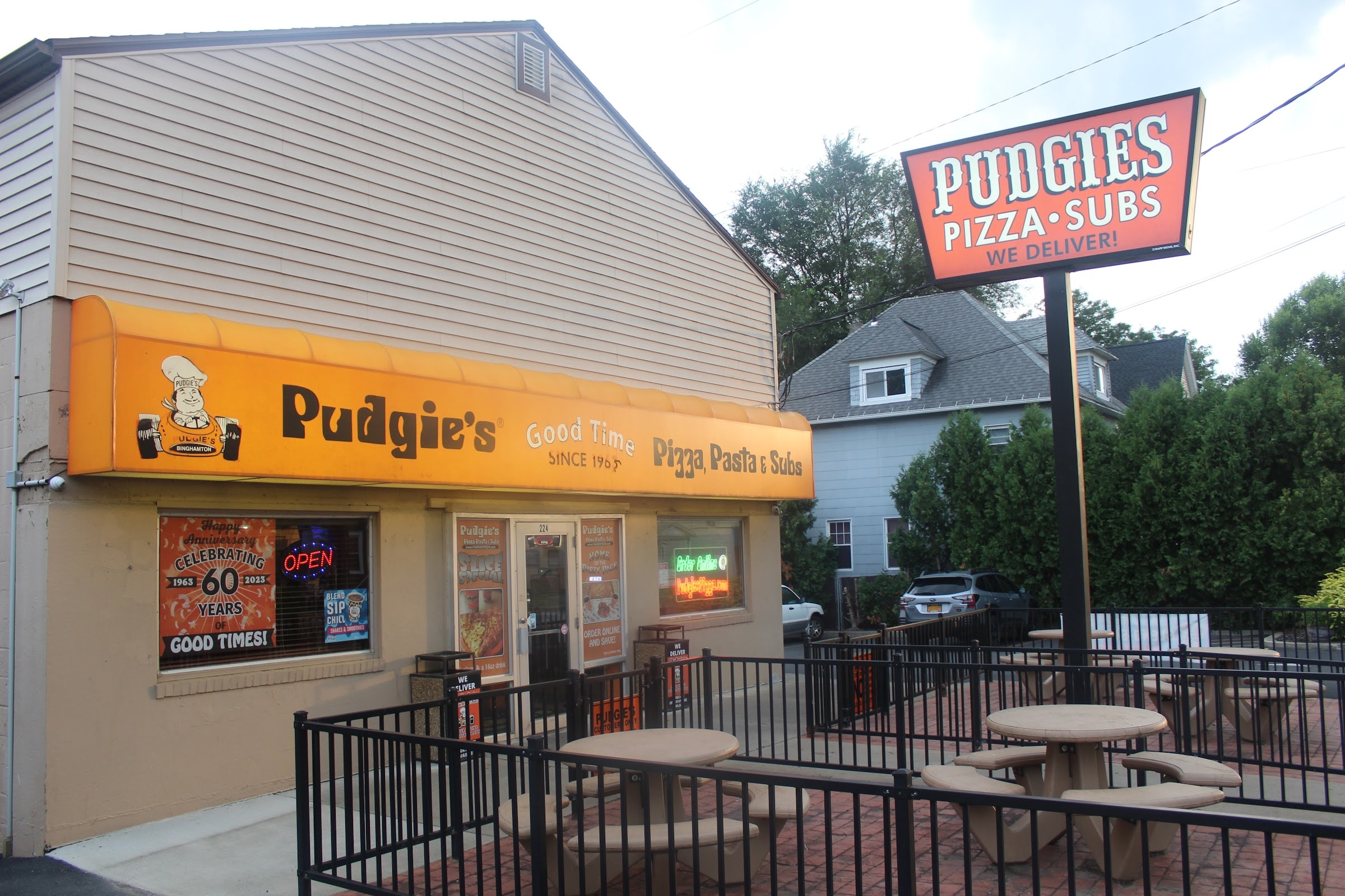 Pudgie's Pizza, Pasta & Subs - Binghamton