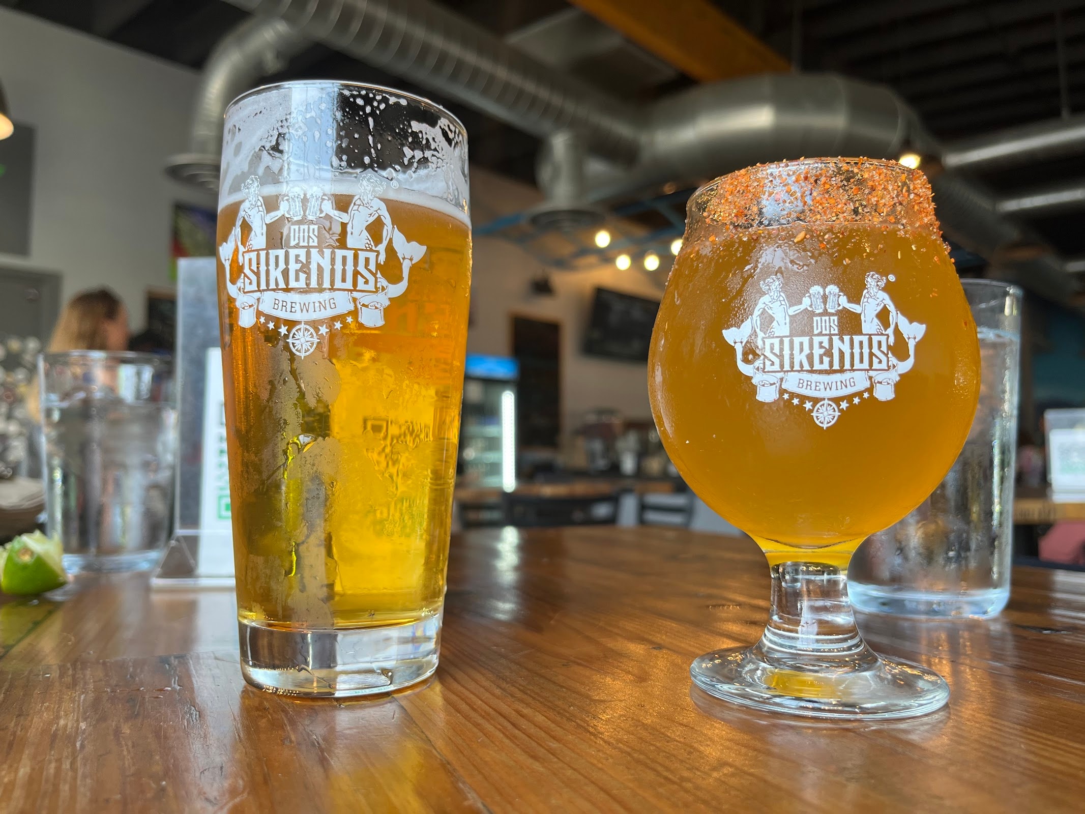 Dos Sirenos Brewing
