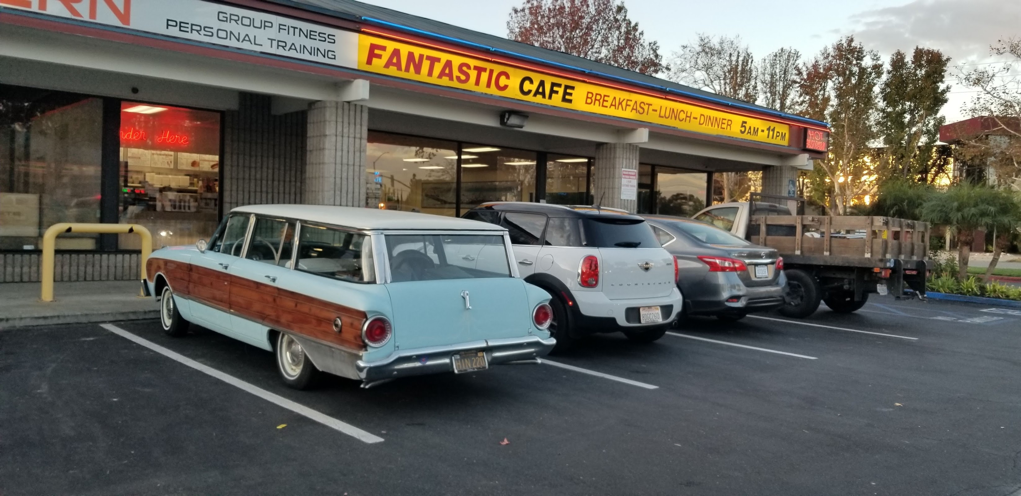 Fantastic Cafe.