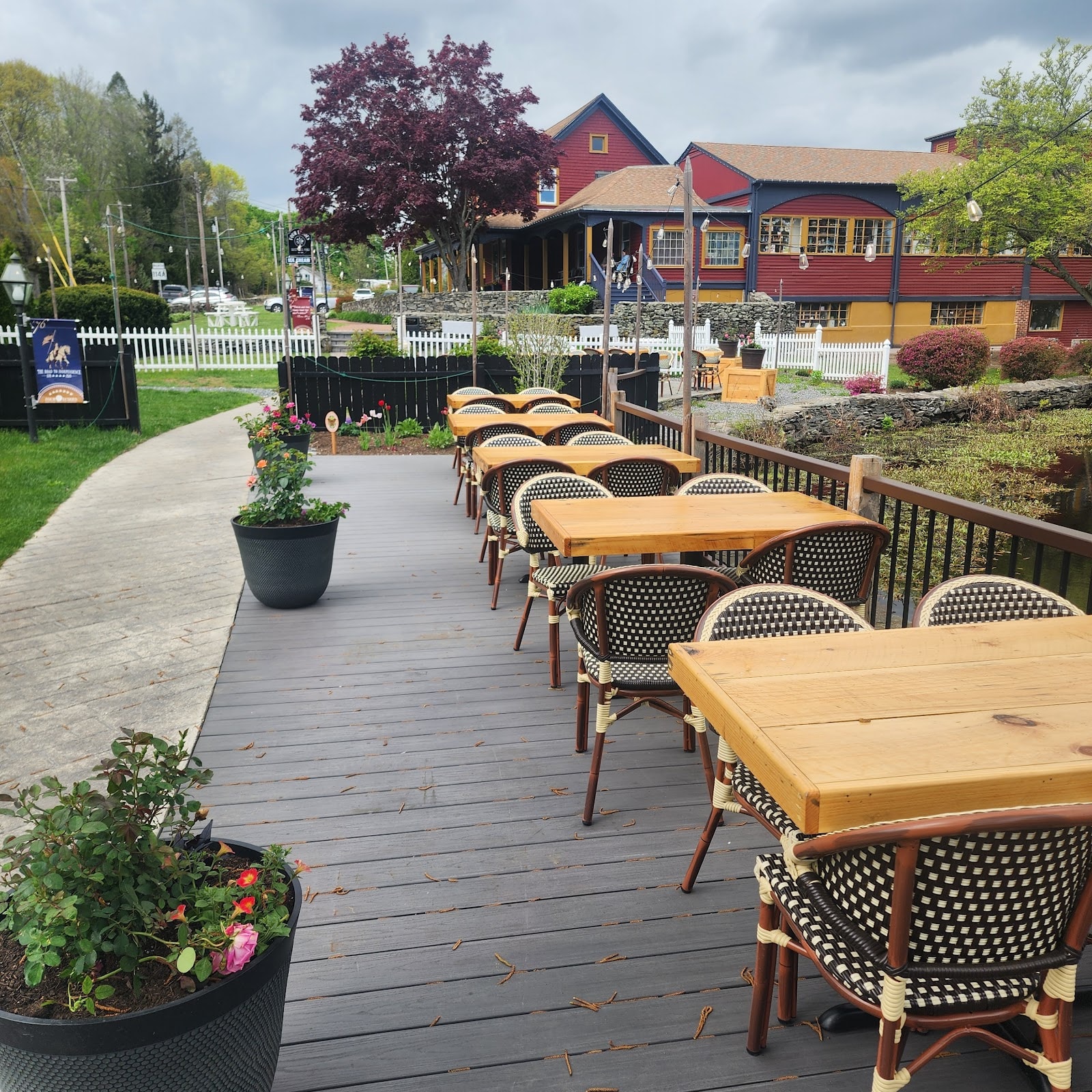 The Old Grist Mill Tavern