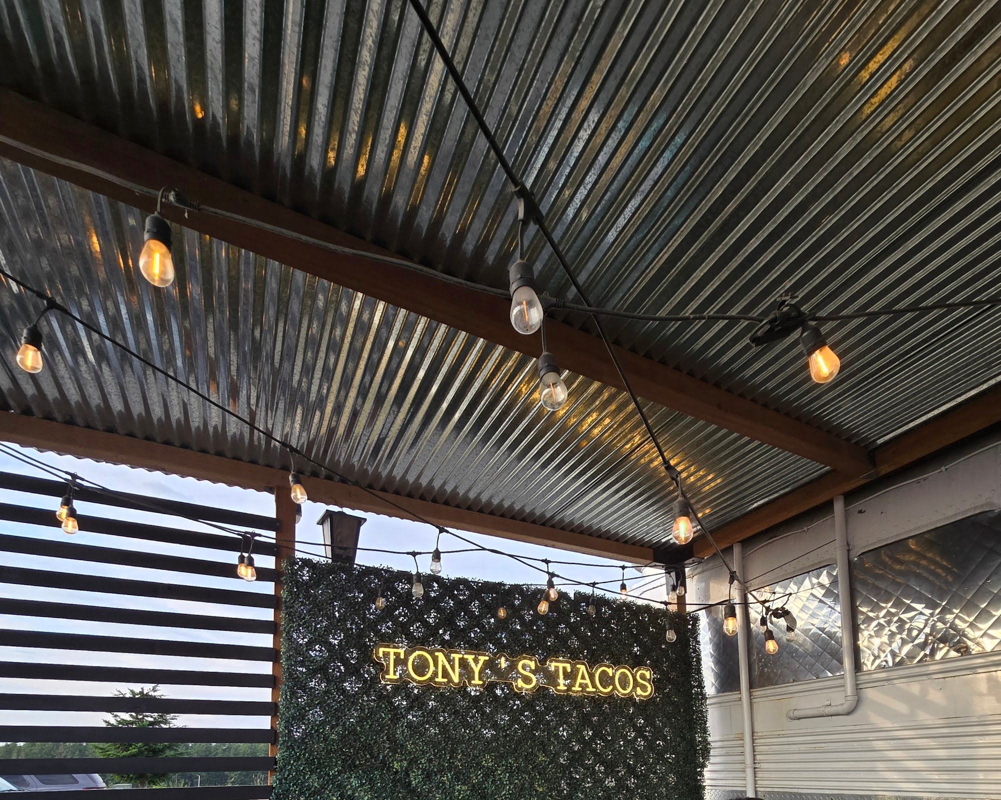 Tony's Tacos