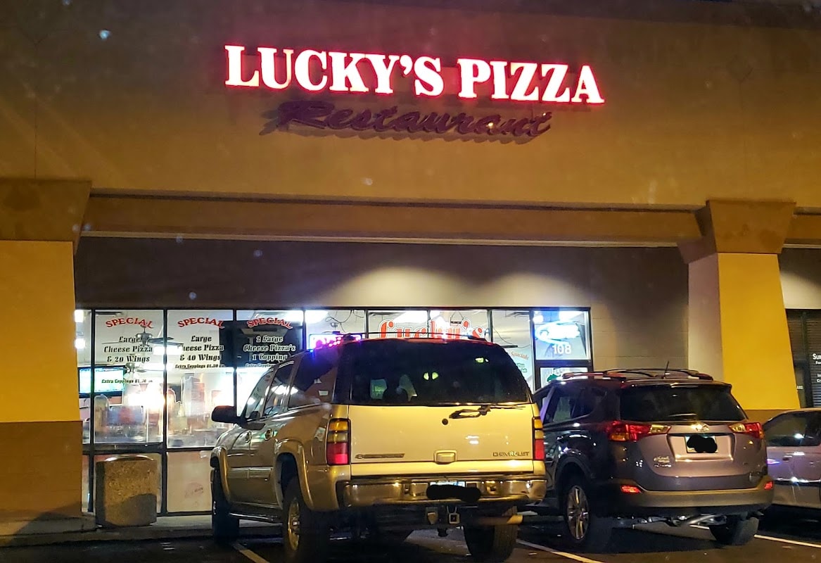 Lucky's Pizza