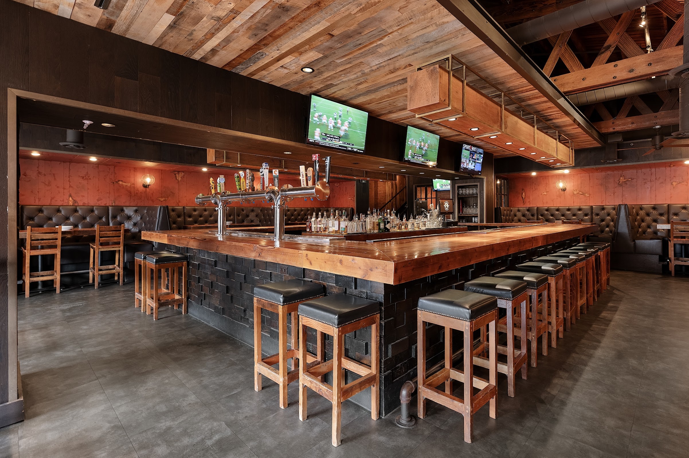 The Eagle Short North