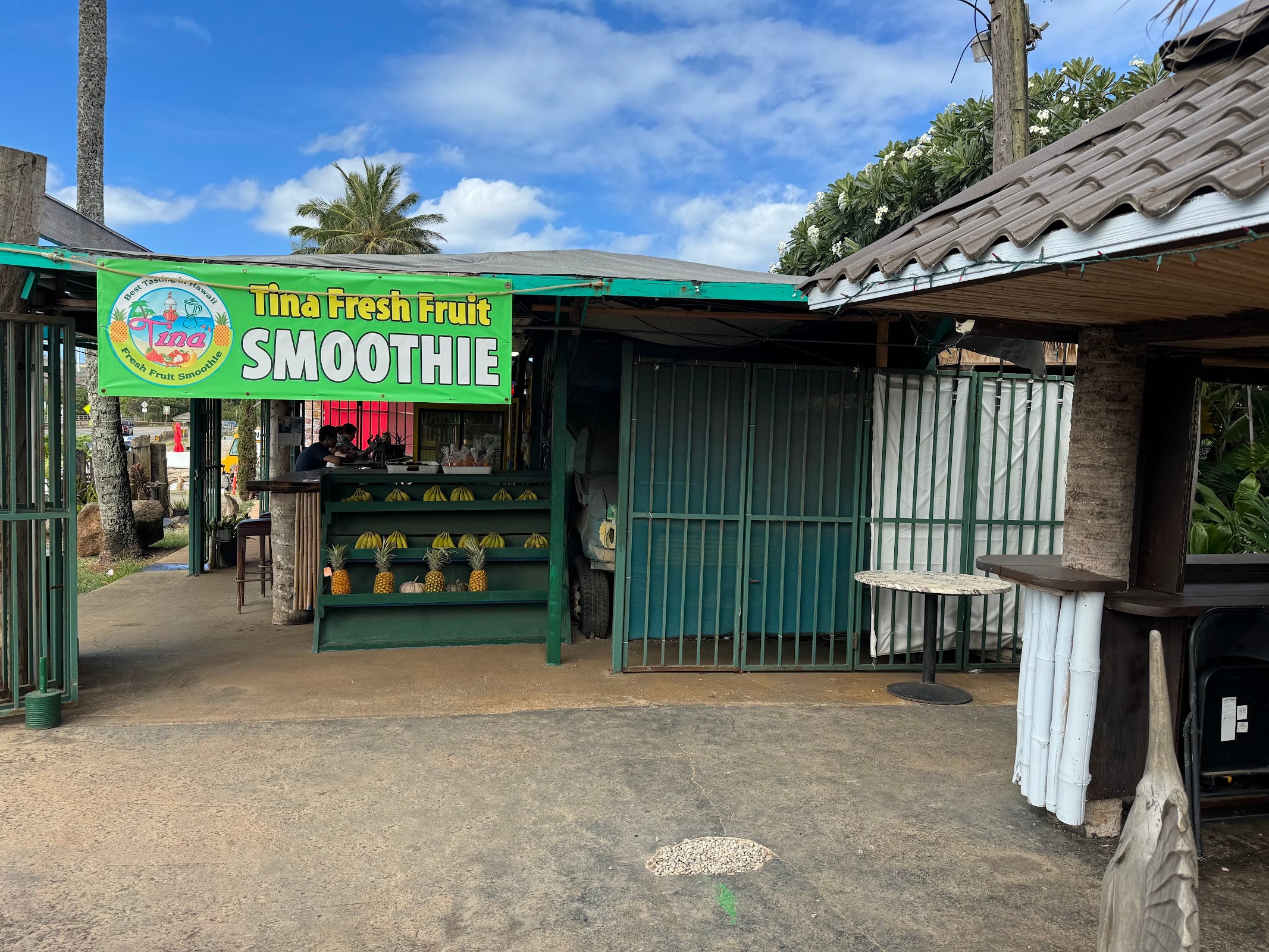 Tina Fresh Fruit smoothie