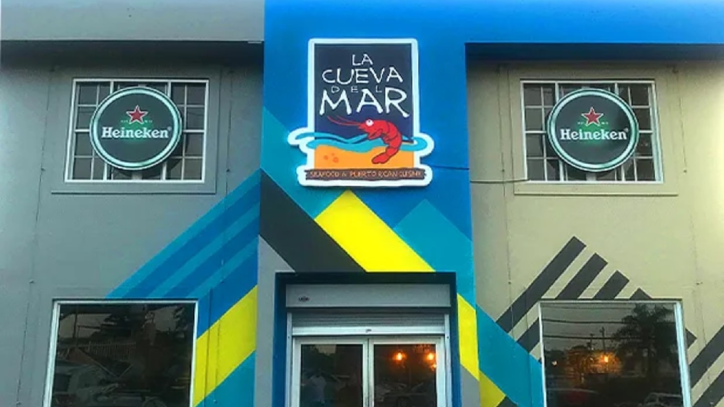 La Cueva del Mar