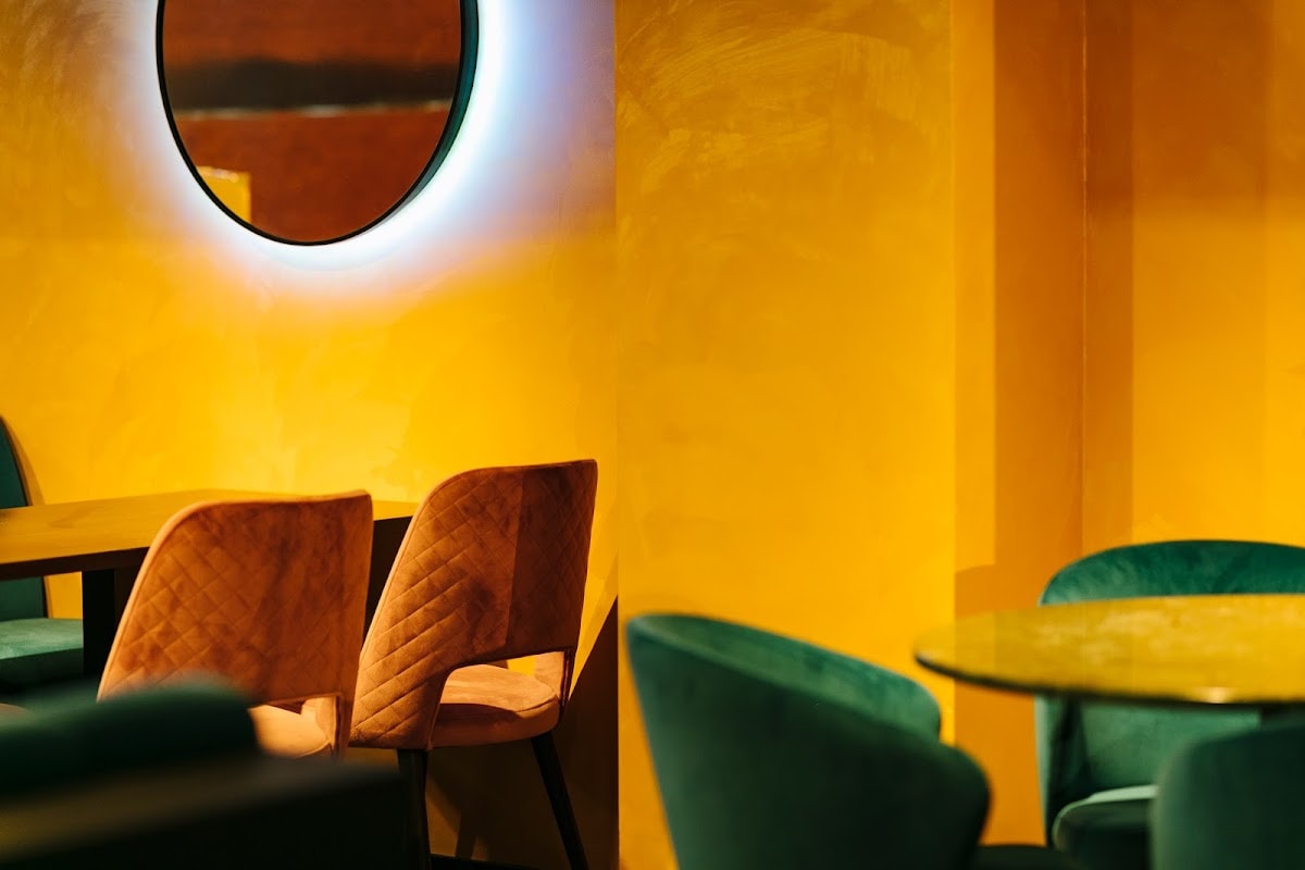 SIZZ restaurant